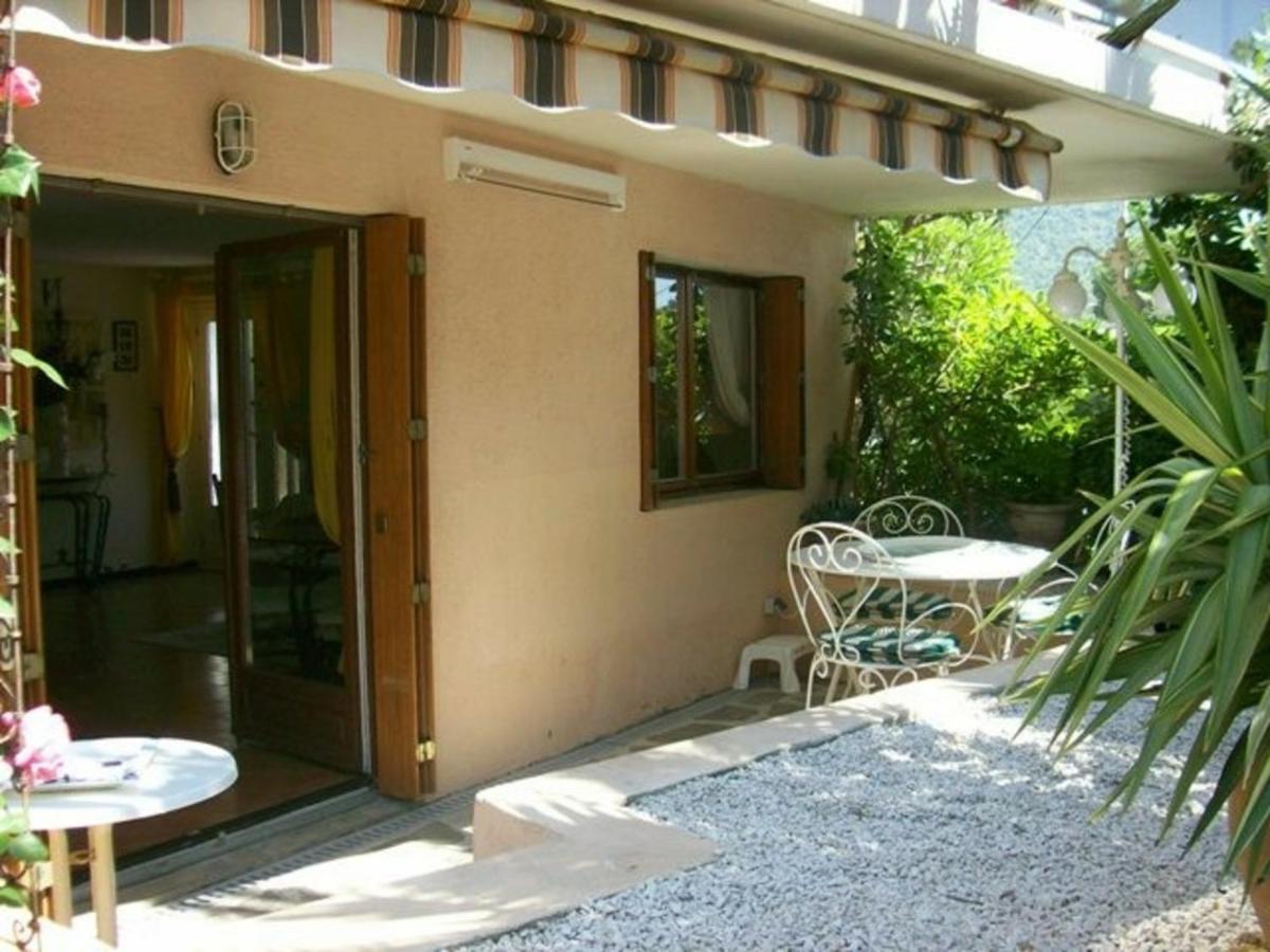 Appartement Cosy Avec Terrasse Et Parking, A 2 Pas De La Plage De Saint-Clair - Menage Inclus - Fr-1-251-12 Le Lavandou Eksteriør bilde